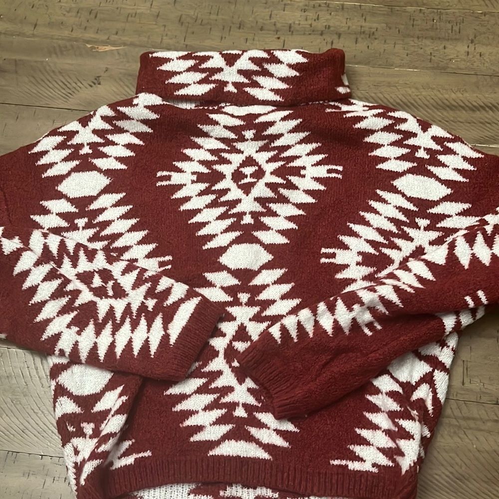 No boundaries brick read sweater